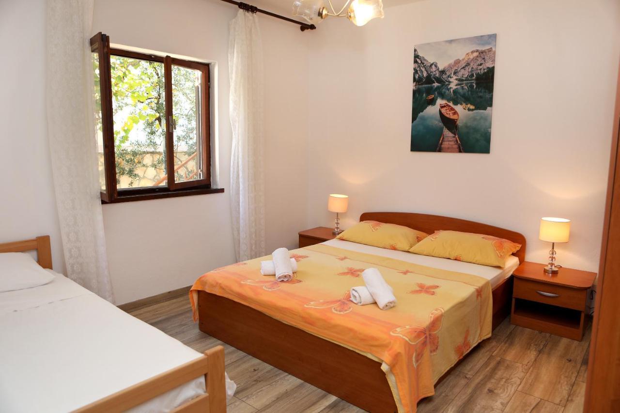 Apartman Gilan Сегет-Враниця Екстер'єр фото