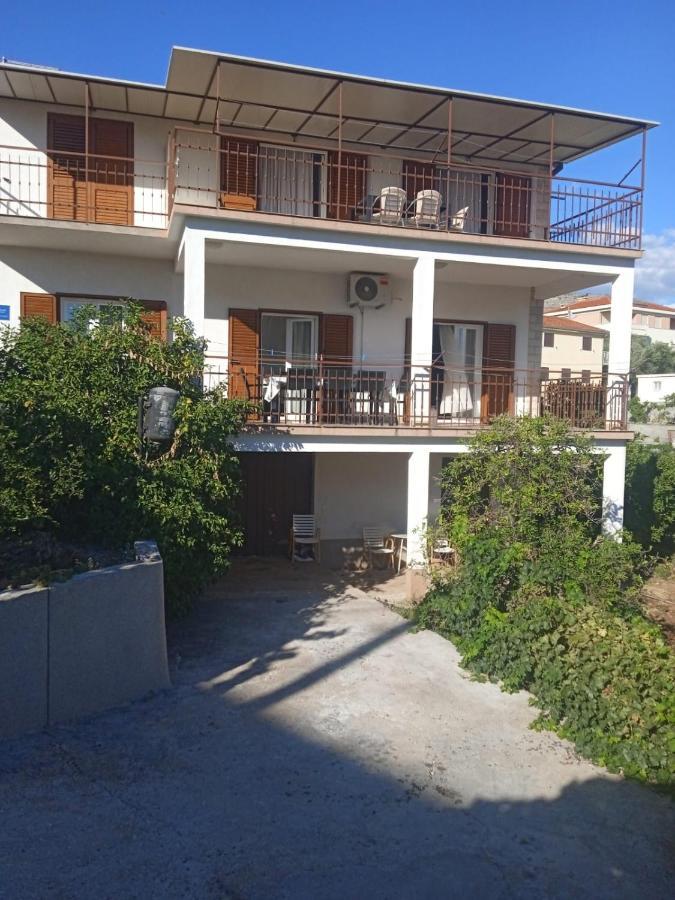 Apartman Gilan Сегет-Враниця Екстер'єр фото